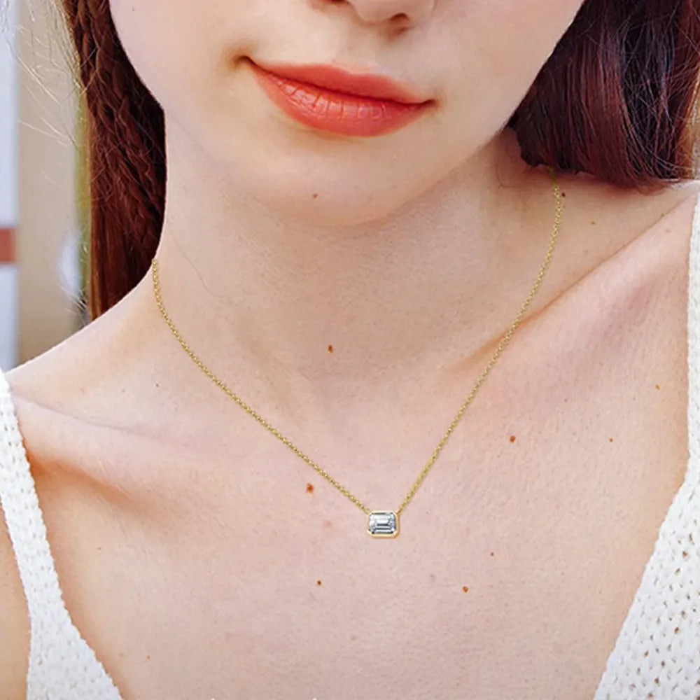 1 Carat Moissanite Pendant Necklace in 925 Silver
