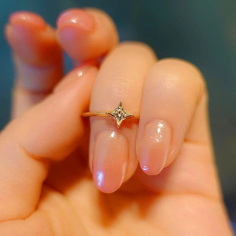 Single Zircon Gold Ring in 925 Silver