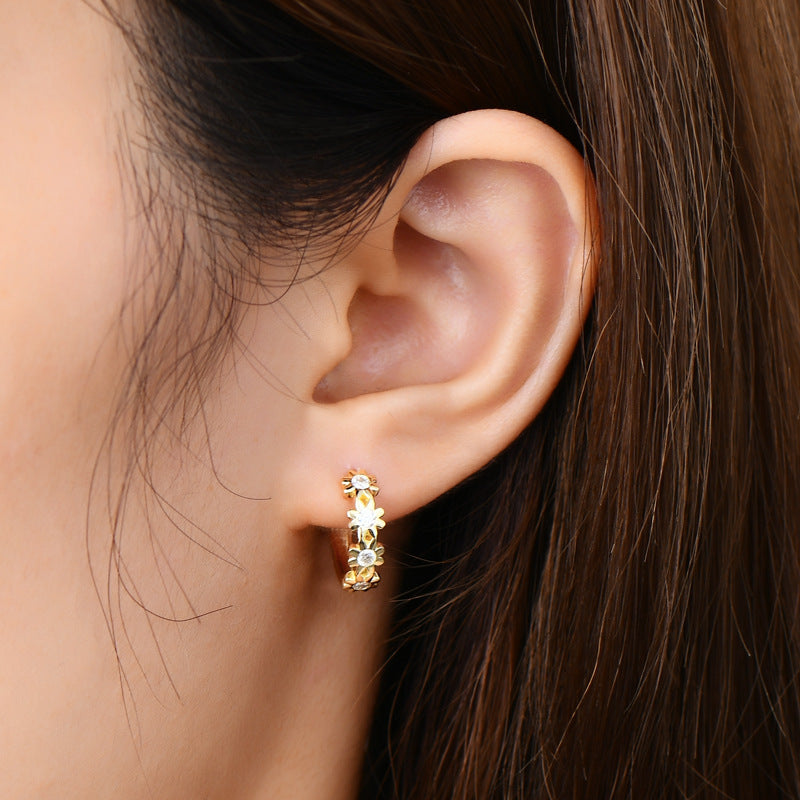 Moissanite Daisy Flower Stud Earrings