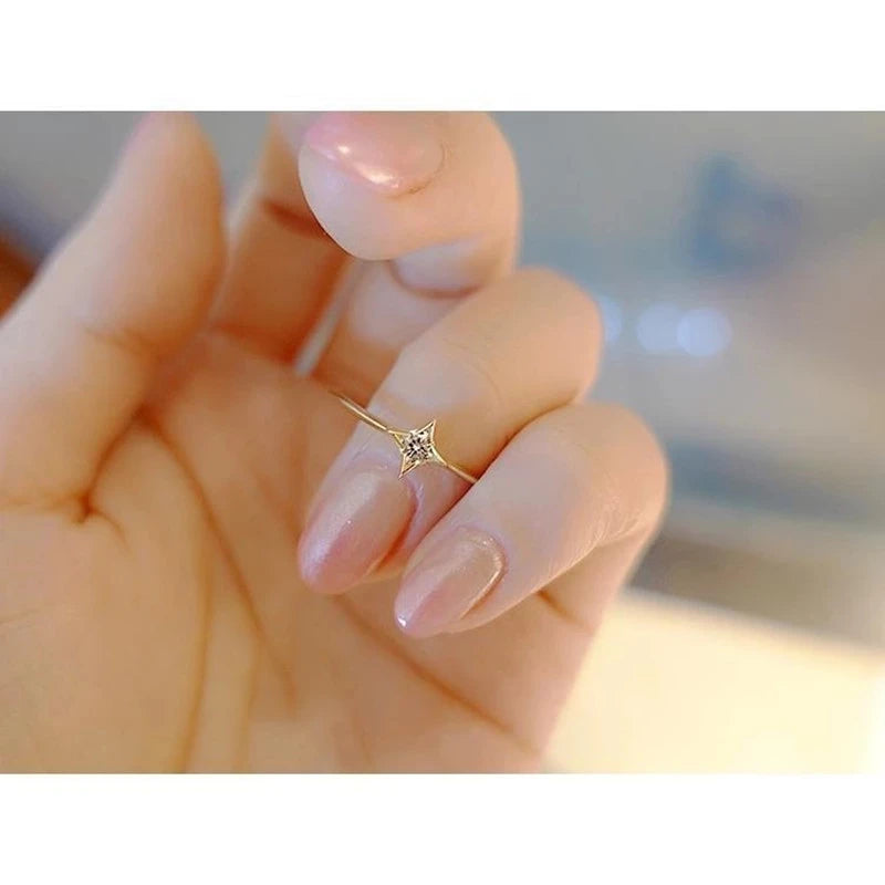 Single Zircon Gold Ring in 925 Silver