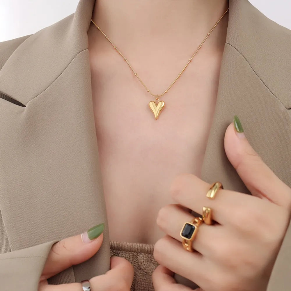 Minimalist Heart Necklace in 18K Gold Plated Titanium