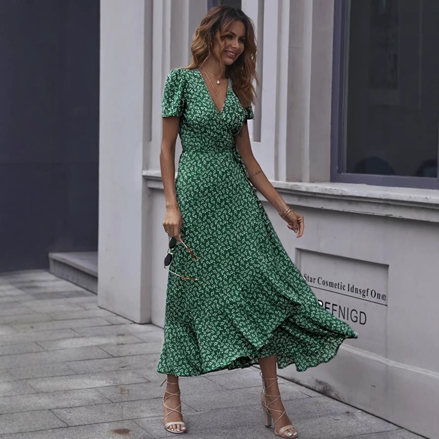 Floral Print Sleeveless V-Neck Tiered Smocked Waist Maxi Dress