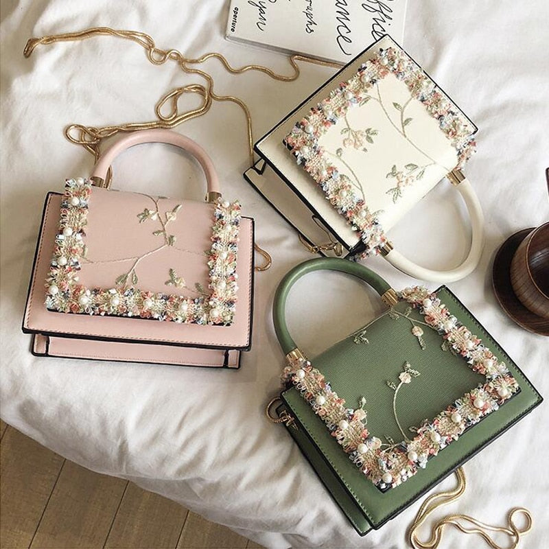 Vintage Floral Lace Gold Chain Crossbody Bag