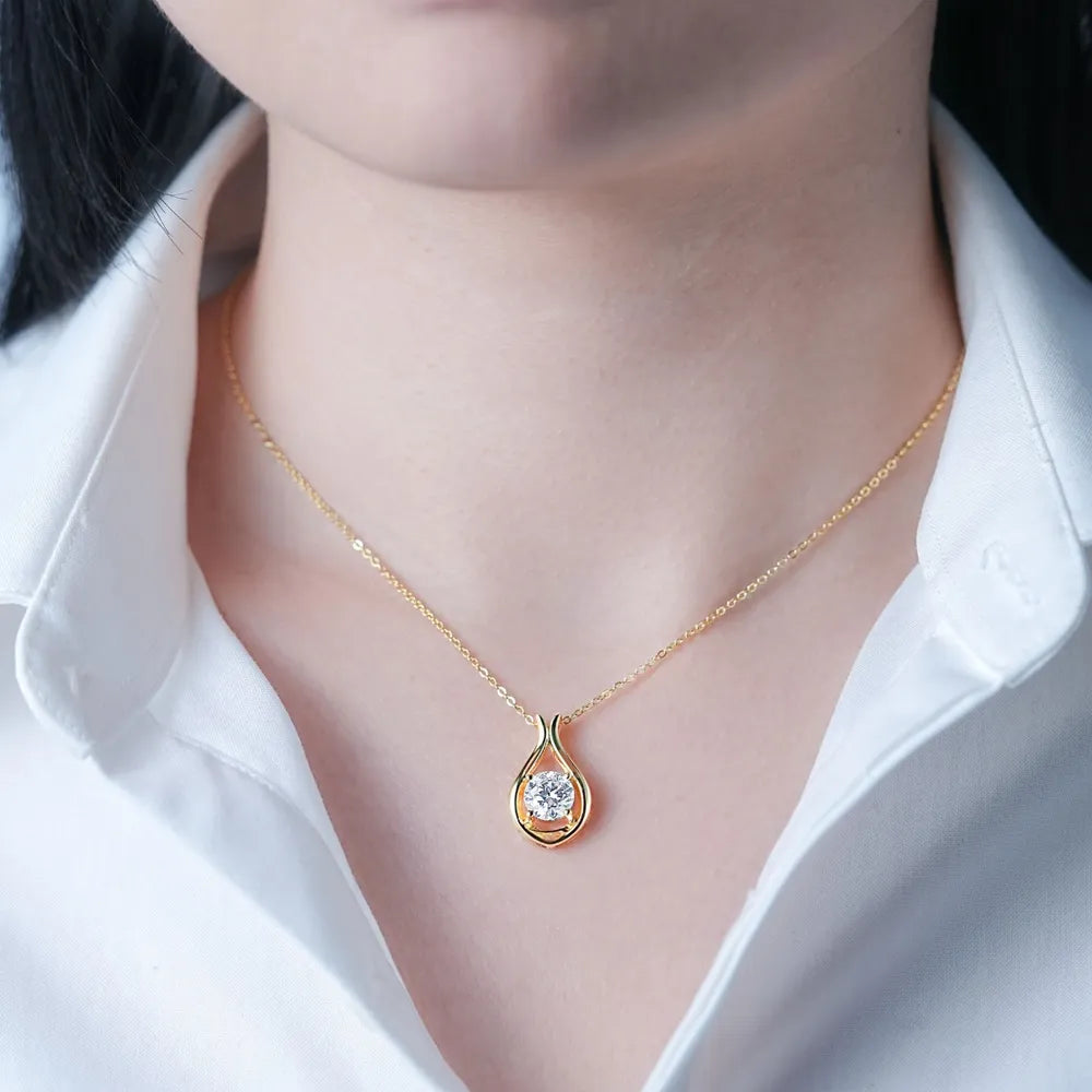 2 Carat Moissanite Pendant Necklace in 925 Silver