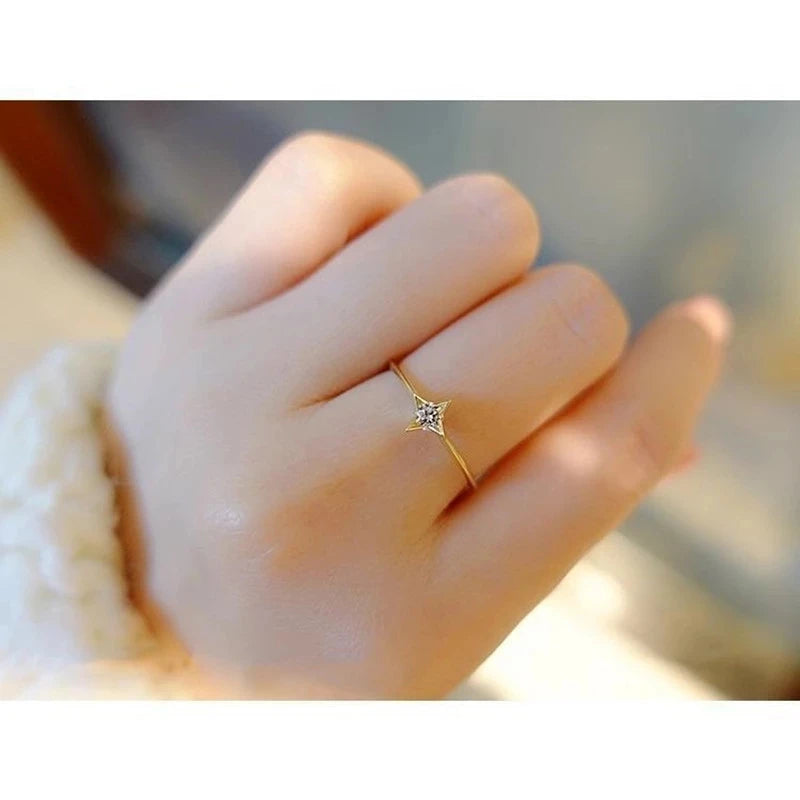 Single Zircon Gold Ring in 925 Silver