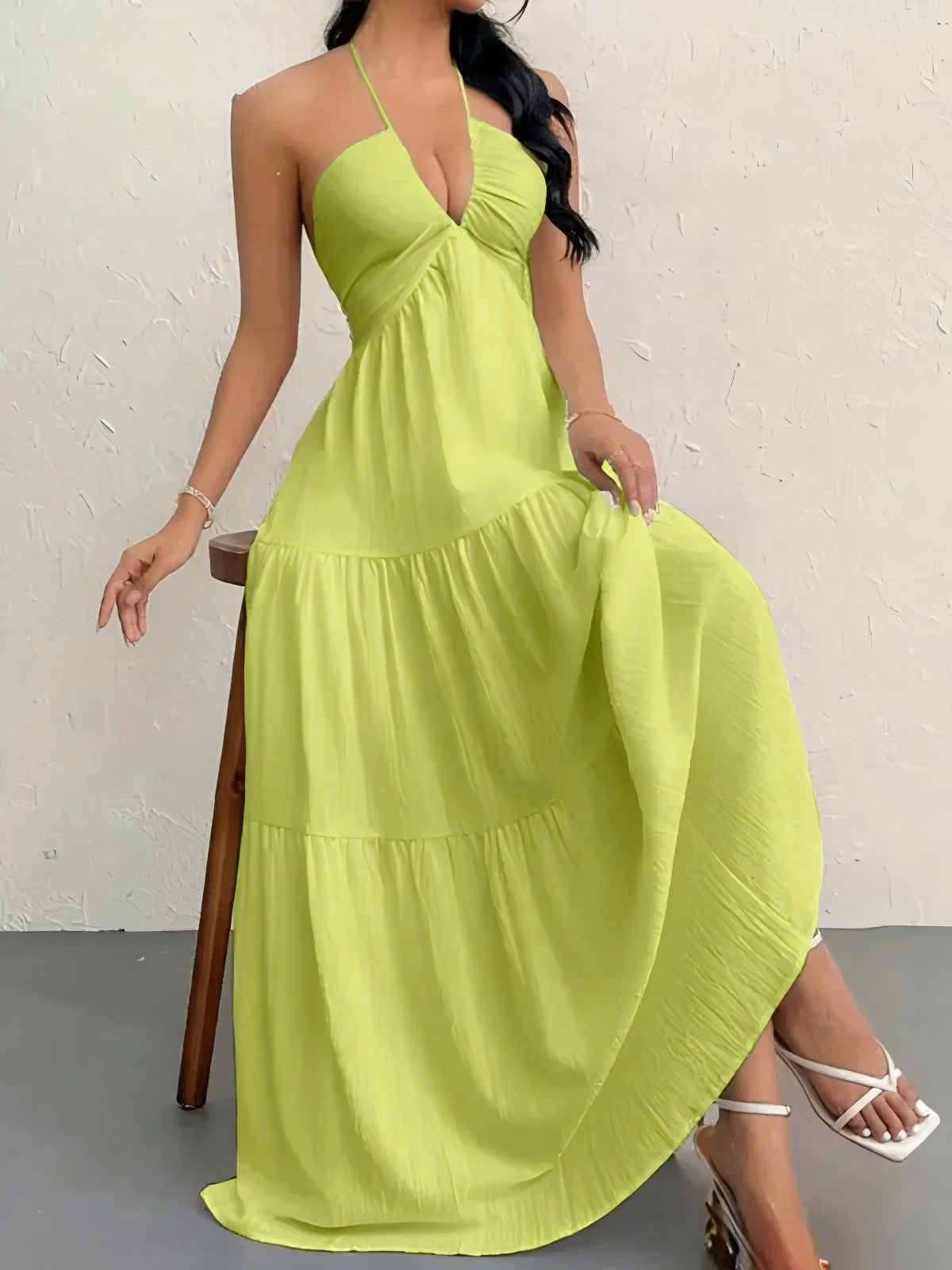 Solid Colour Halter Neck Backless Tie-Up Maxi Dress