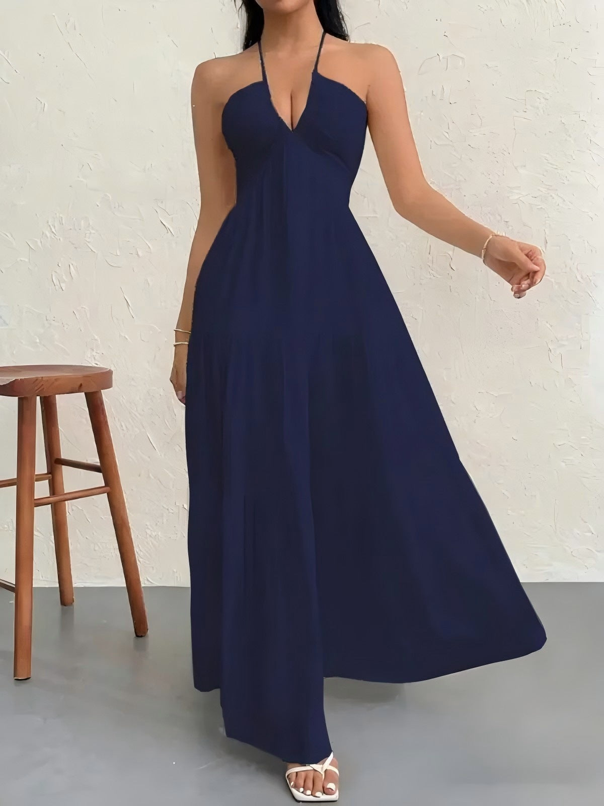 Solid Colour Halter Neck Backless Tie-Up Maxi Dress