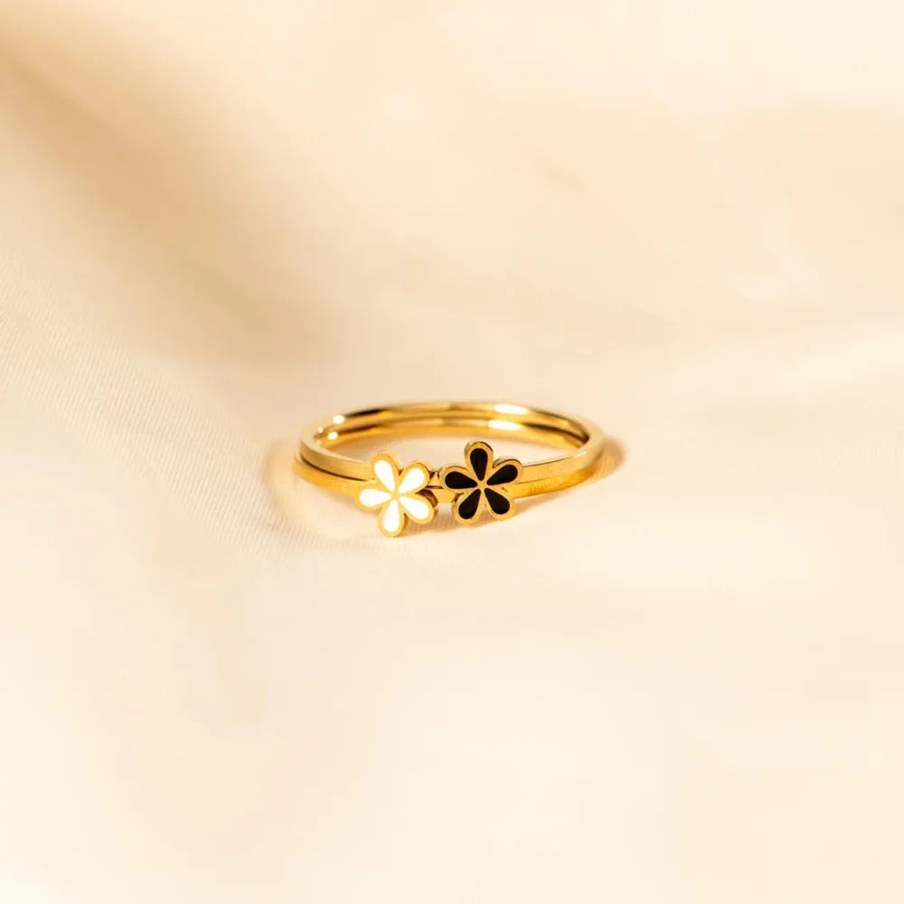 Enamel Flower Ring in 925 Sterling Silver
