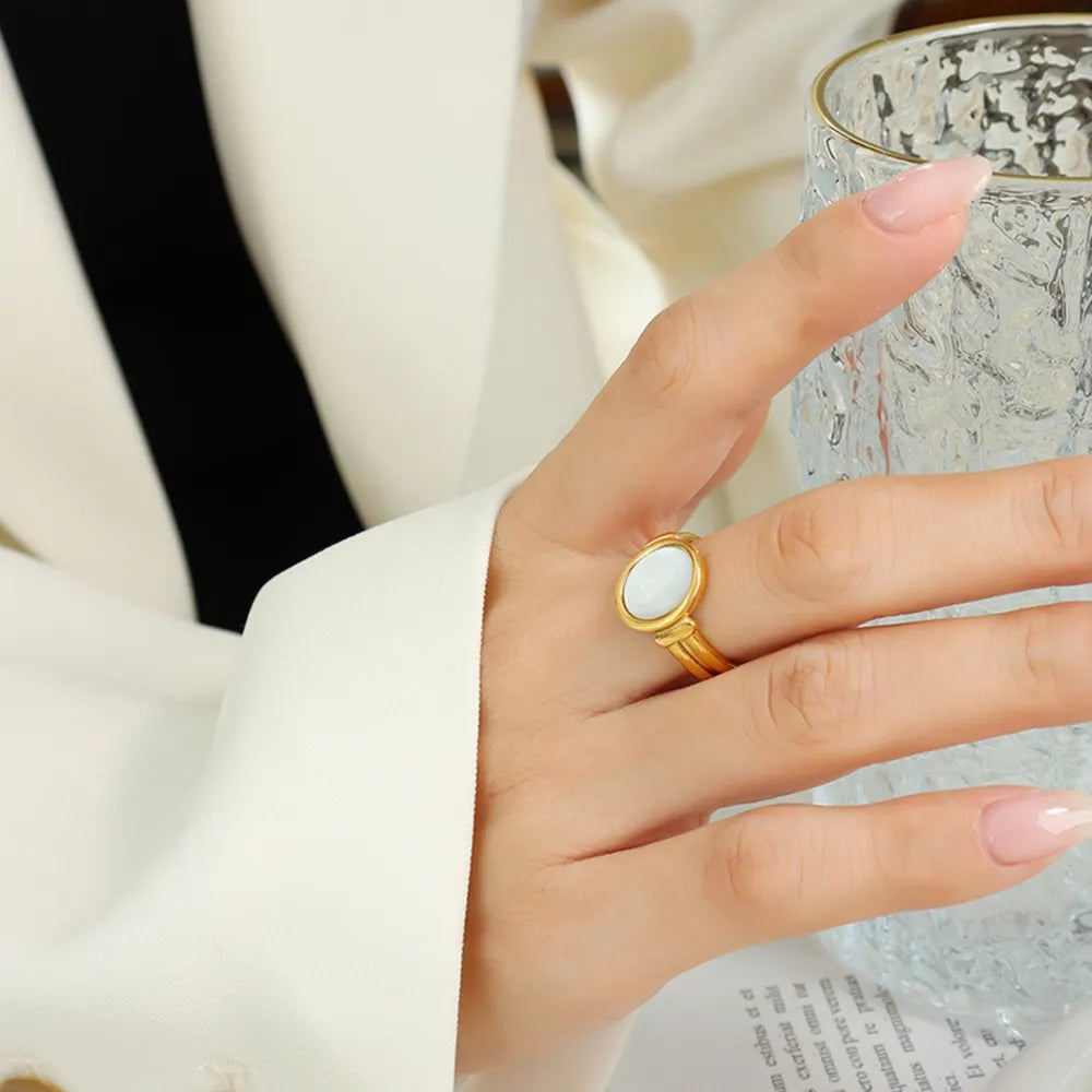 Vintage Seashell Charm Ring in Titanium Steel