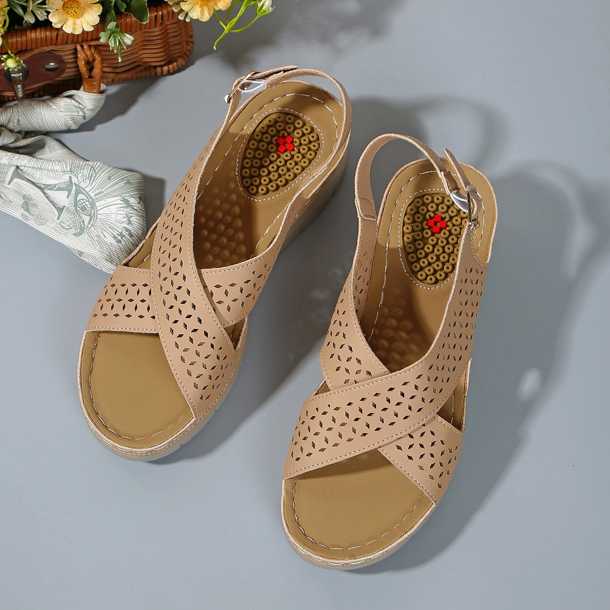 Hollow Cross Strap Wedge Beach Sandals