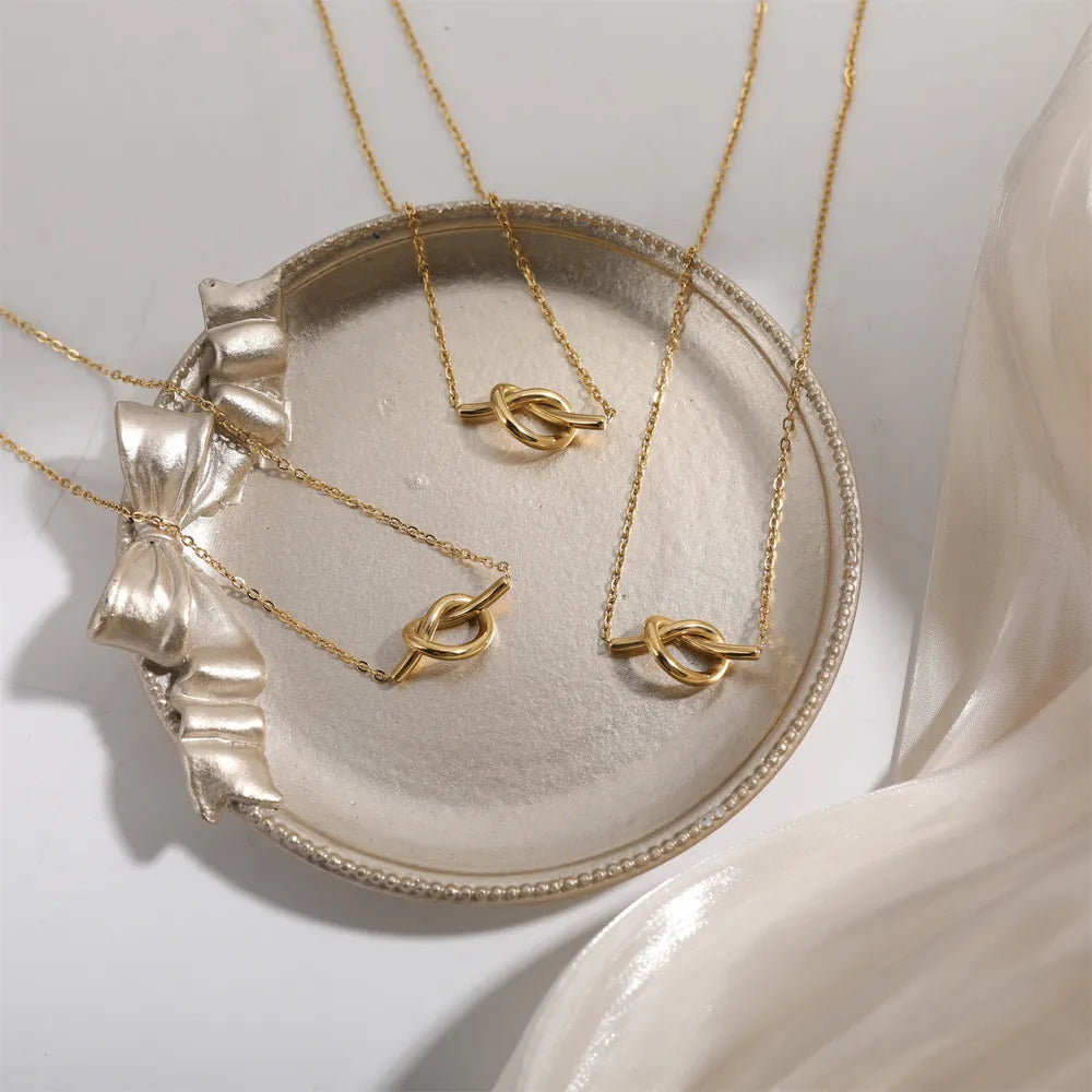 18K Gold Plated Knotted Necklace in Titanium Steel
