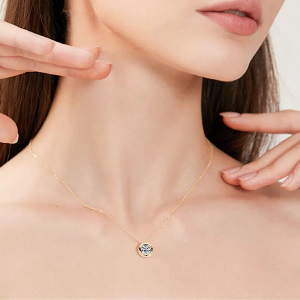 1 Carat Round Moissanite Necklace in 925 Silver