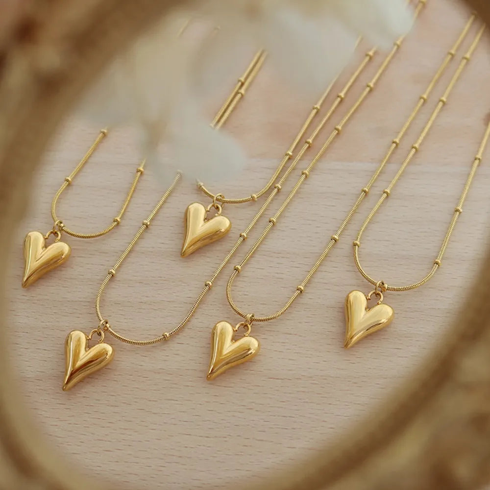 Minimalist Heart Necklace in 18K Gold Plated Titanium