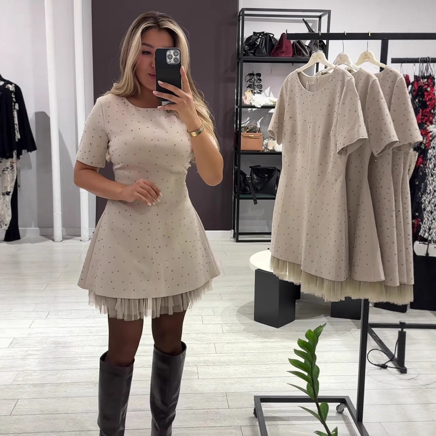 Round Neck Short Sleeve Slim Fit Midi Dress