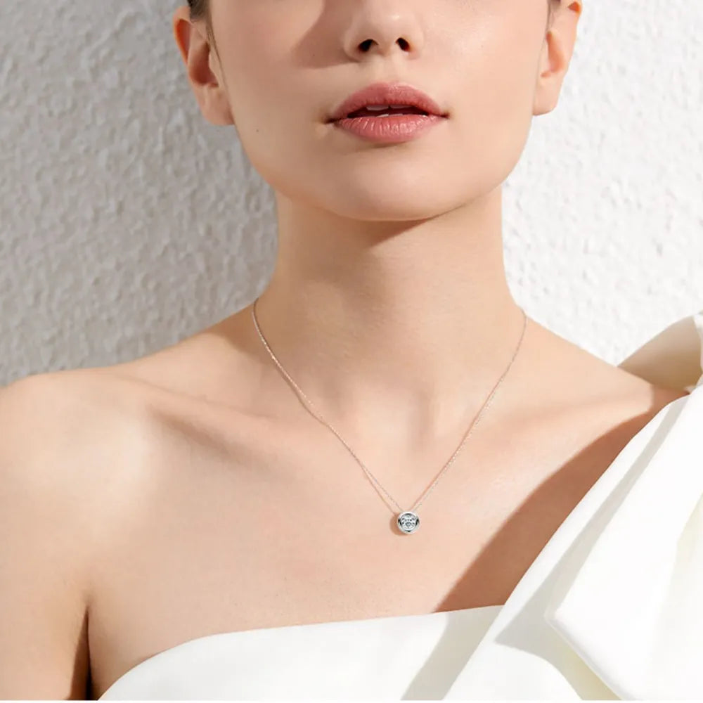 1 Carat Round Moissanite Necklace in 925 Silver