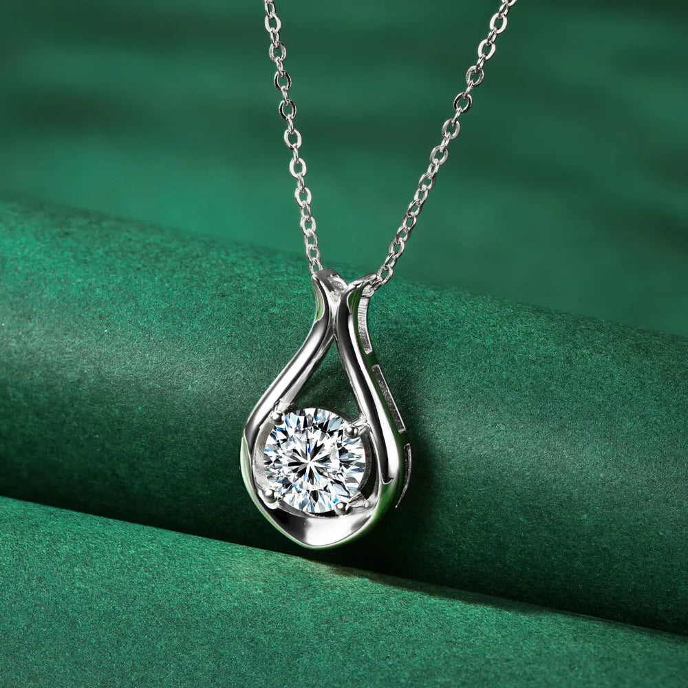 2 Carat Moissanite Pendant Necklace in 925 Silver