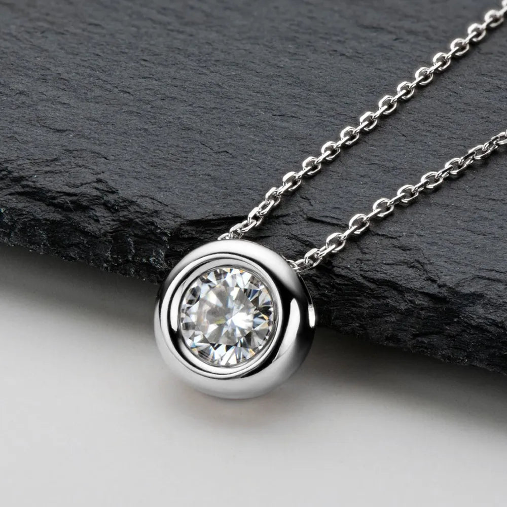 1 Carat Round Moissanite Necklace in 925 Silver