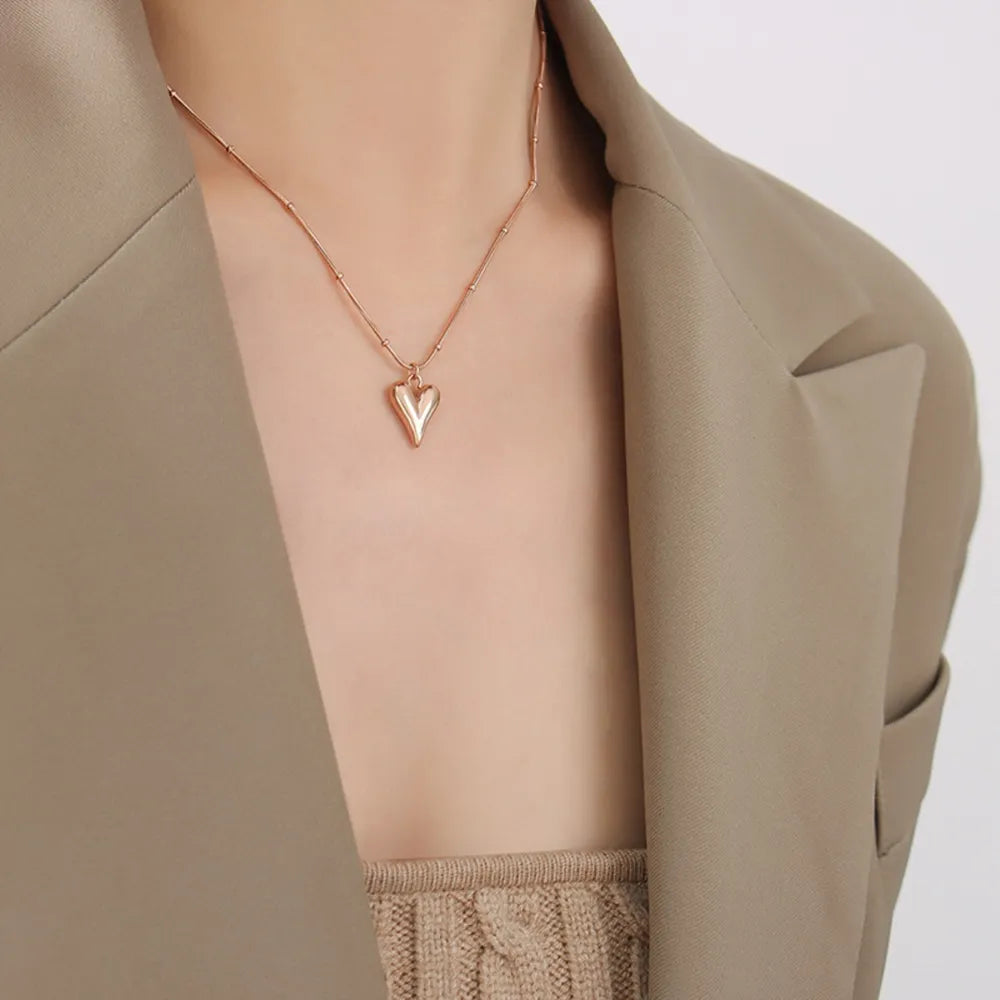 Minimalist Heart Necklace in 18K Gold Plated Titanium